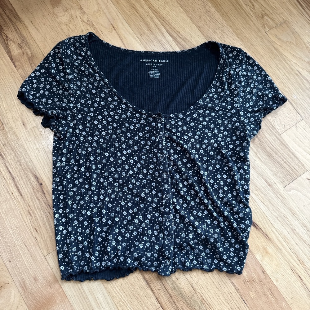 American Eagle Outfitters Floral Blouse